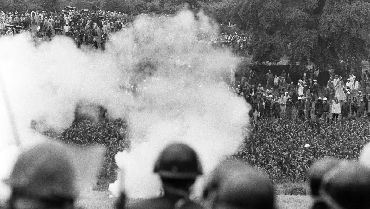 Manifestation Creys Malville contre superphenix 1977.jpg